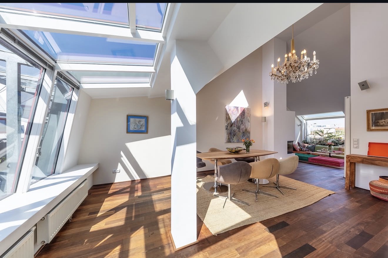 Vienna Loft — Skylight Dining